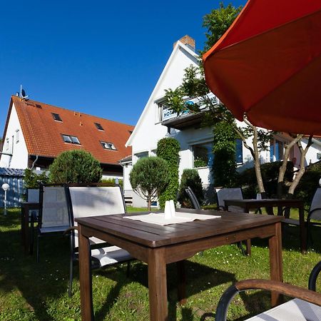 Hotel Am See Baabe Bagian luar foto