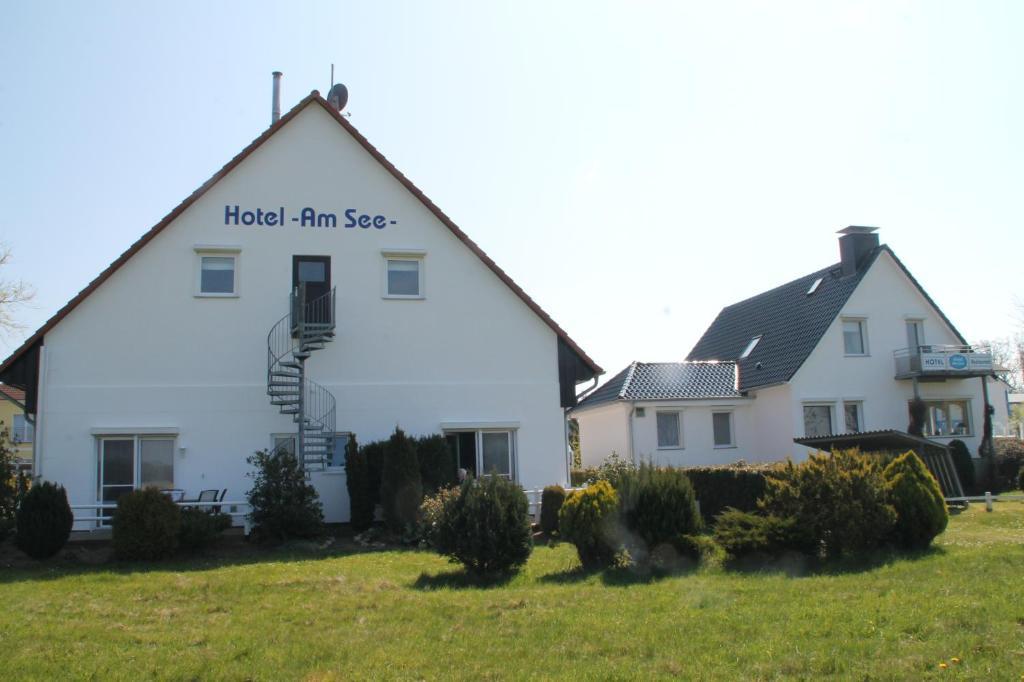 Hotel Am See Baabe Bagian luar foto