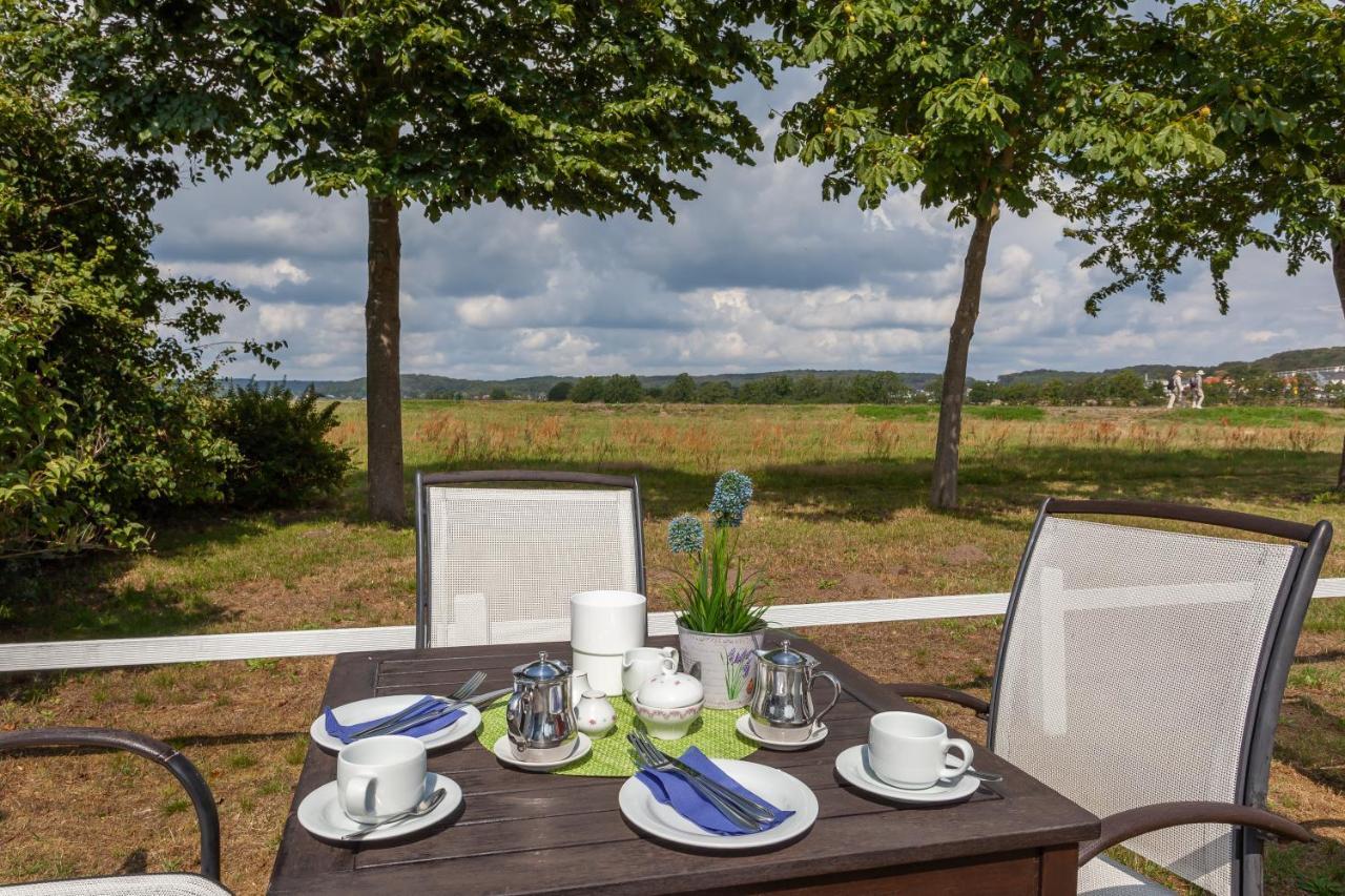 Hotel Am See Baabe Bagian luar foto